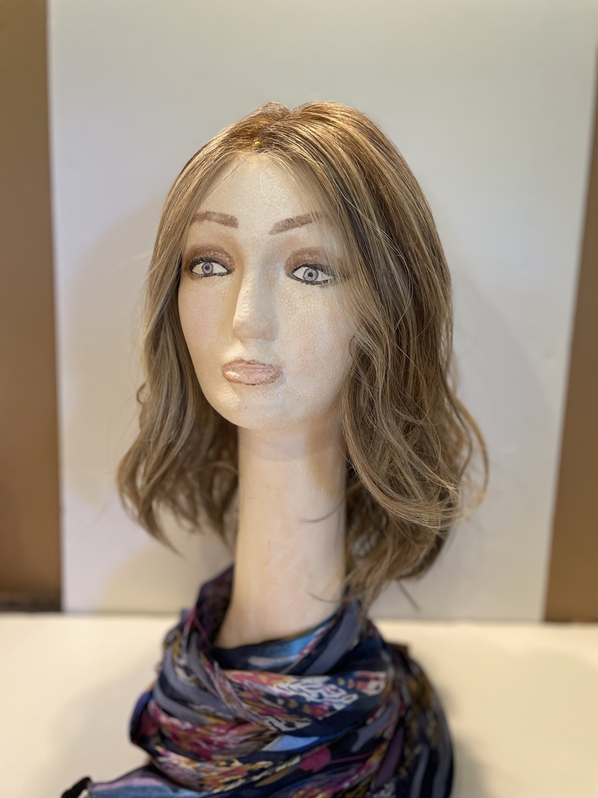 Raquel Welch Wavy Days – SHADED CAPPUCCINO – RL12/22SS