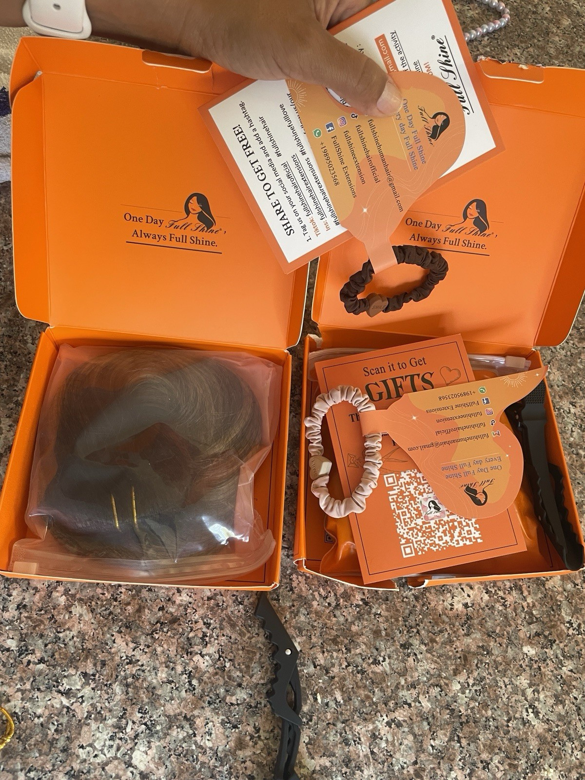 Full Shine Clip-In Human Hair Extensions Seamless Balayage 22in 130g 6pcs