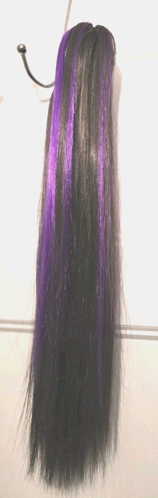 21″ Hair Clip Is Dark Brown With Purple & Very Silky On A Claw Clip, Never Worn