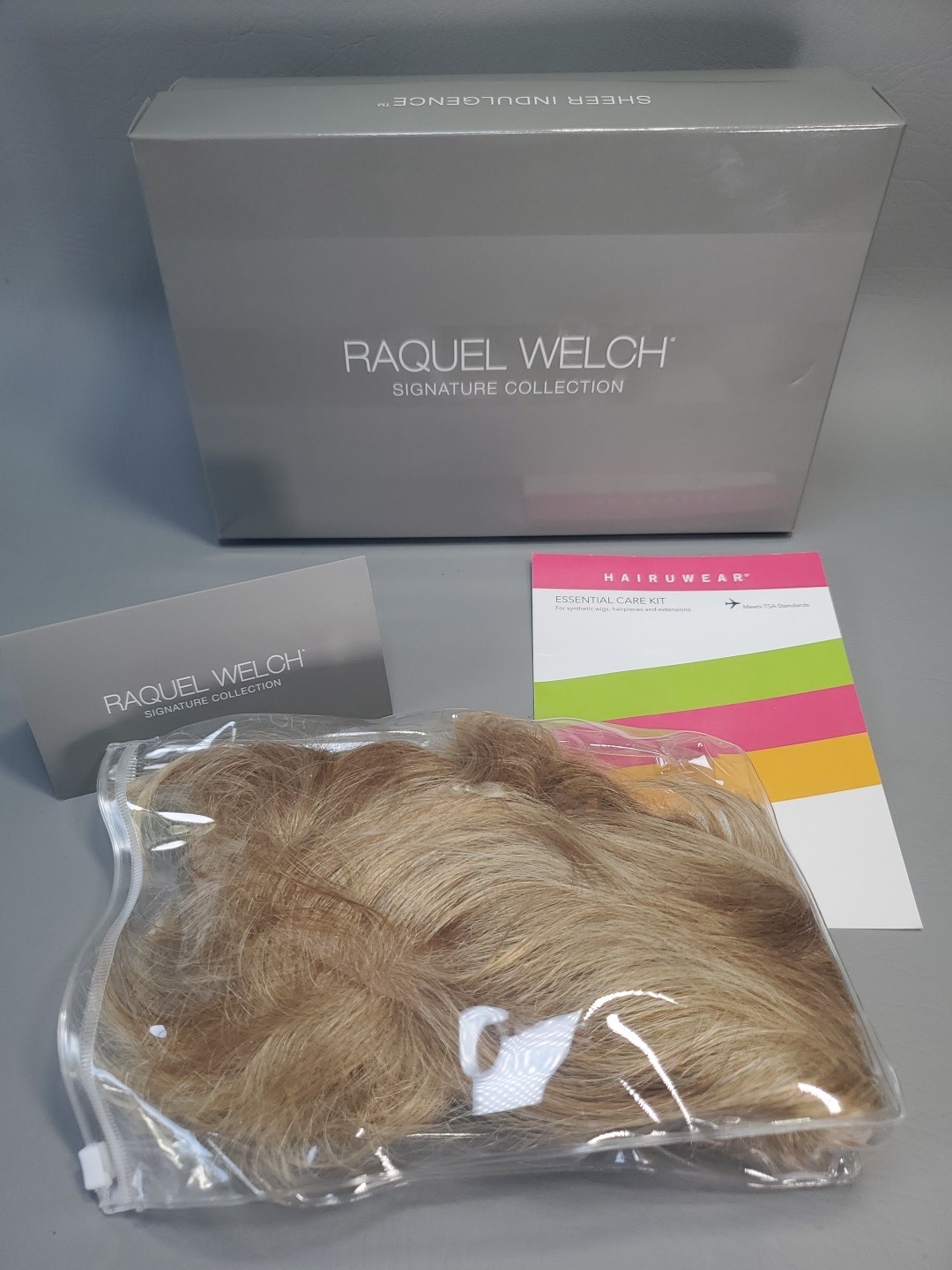 Raquel Welch ‘Crushing on Casual’ Wig – R25 Ginger Blonde – Lace Front