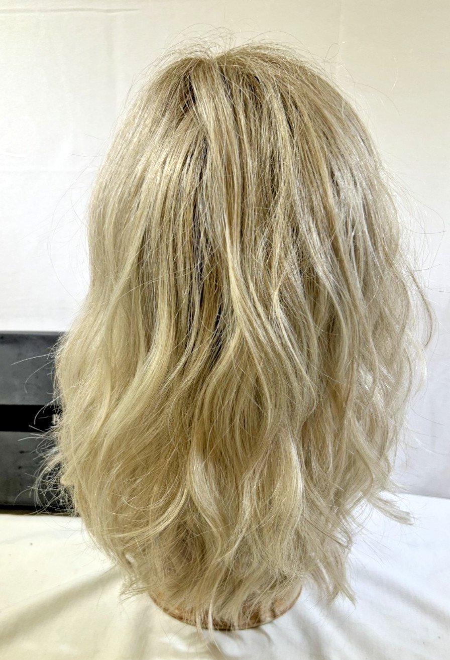 Dalgona 16 E | Belle Tress | monofilament lace front Oyster gray mix
