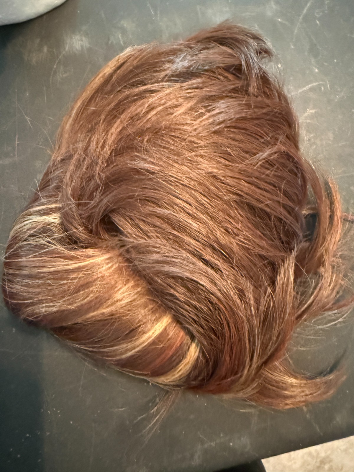 3 Godiva’s Secret Wigs SHORT LIGHT BROWN WITH HIGHLIGHTS LAYERED NATURAL