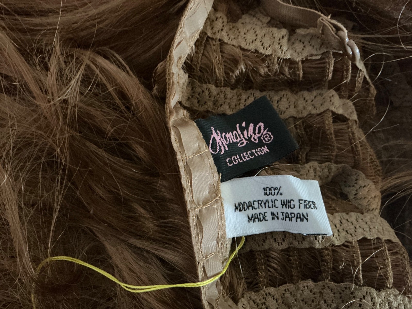 NIP Mona Lisa Medium Synthetic Wig Style Kendall / Color 27