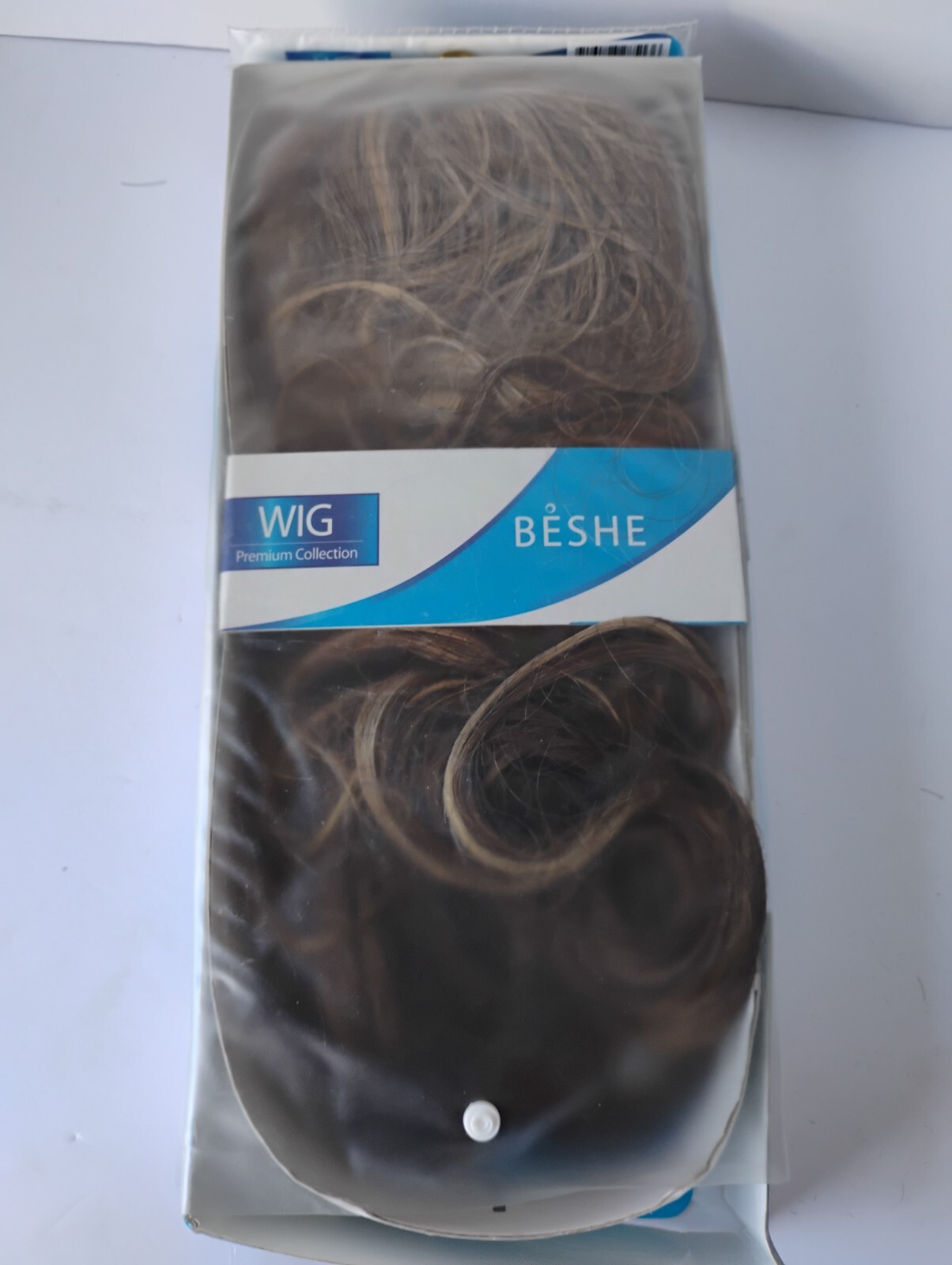 Beshe Kanekalon Wig – Premium Collection. Style Kimmy, Color R27/24/4