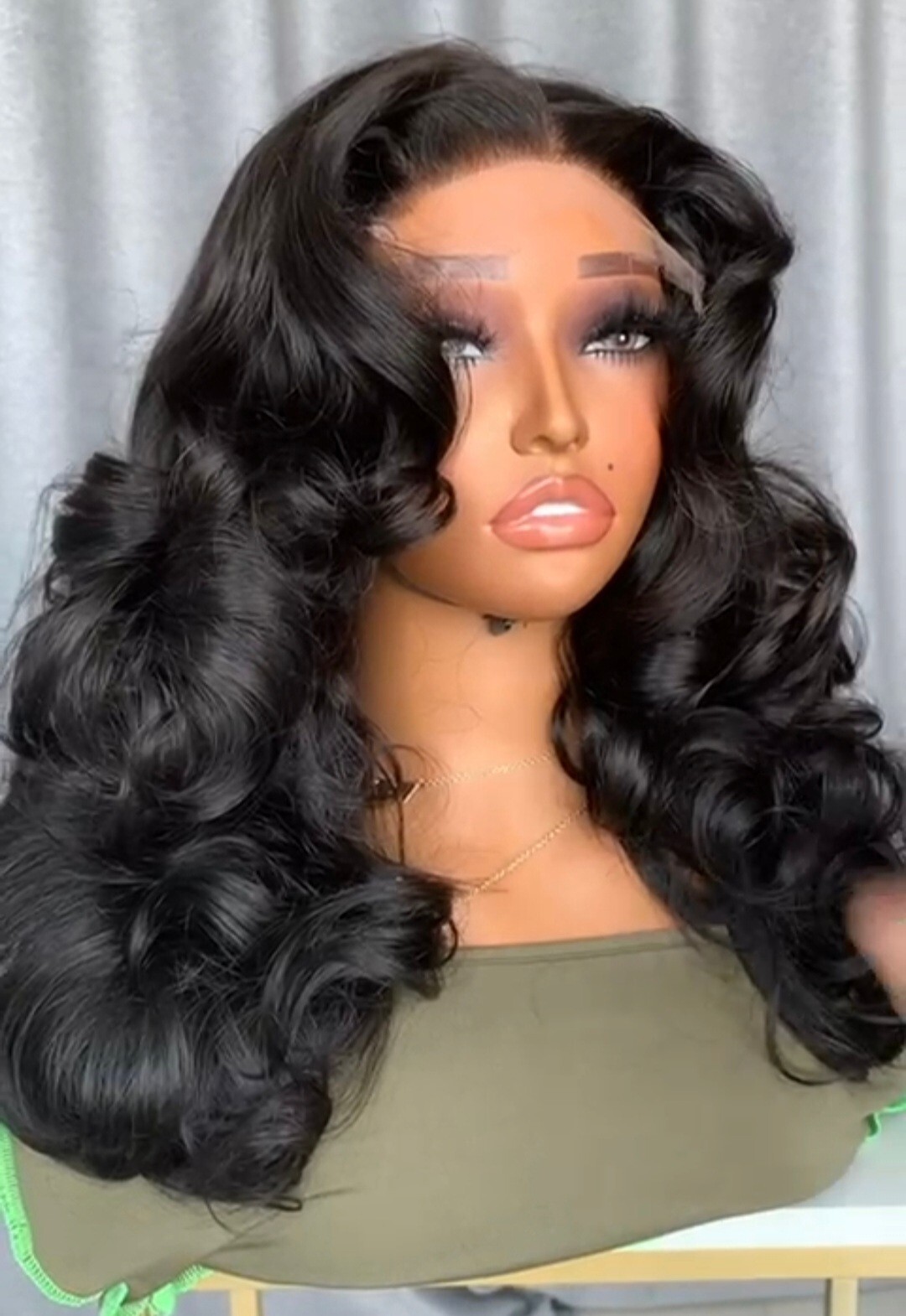100% Vietnamese Human Hair, Layered, SDD, 5×5 HD Lace, Bouncy Wig. 250% Density