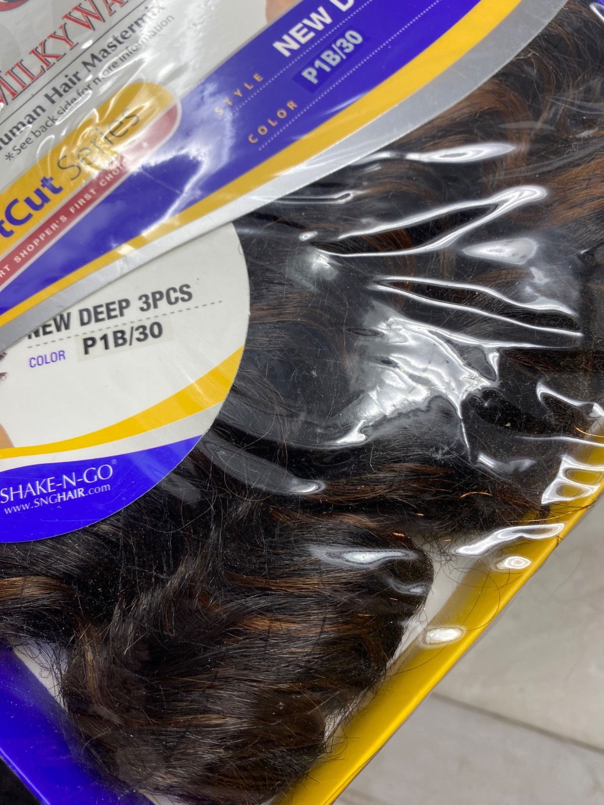 Que Milky Way Shake-N-Go Human Hair 3 piece Mastermix New Deep 1B/30