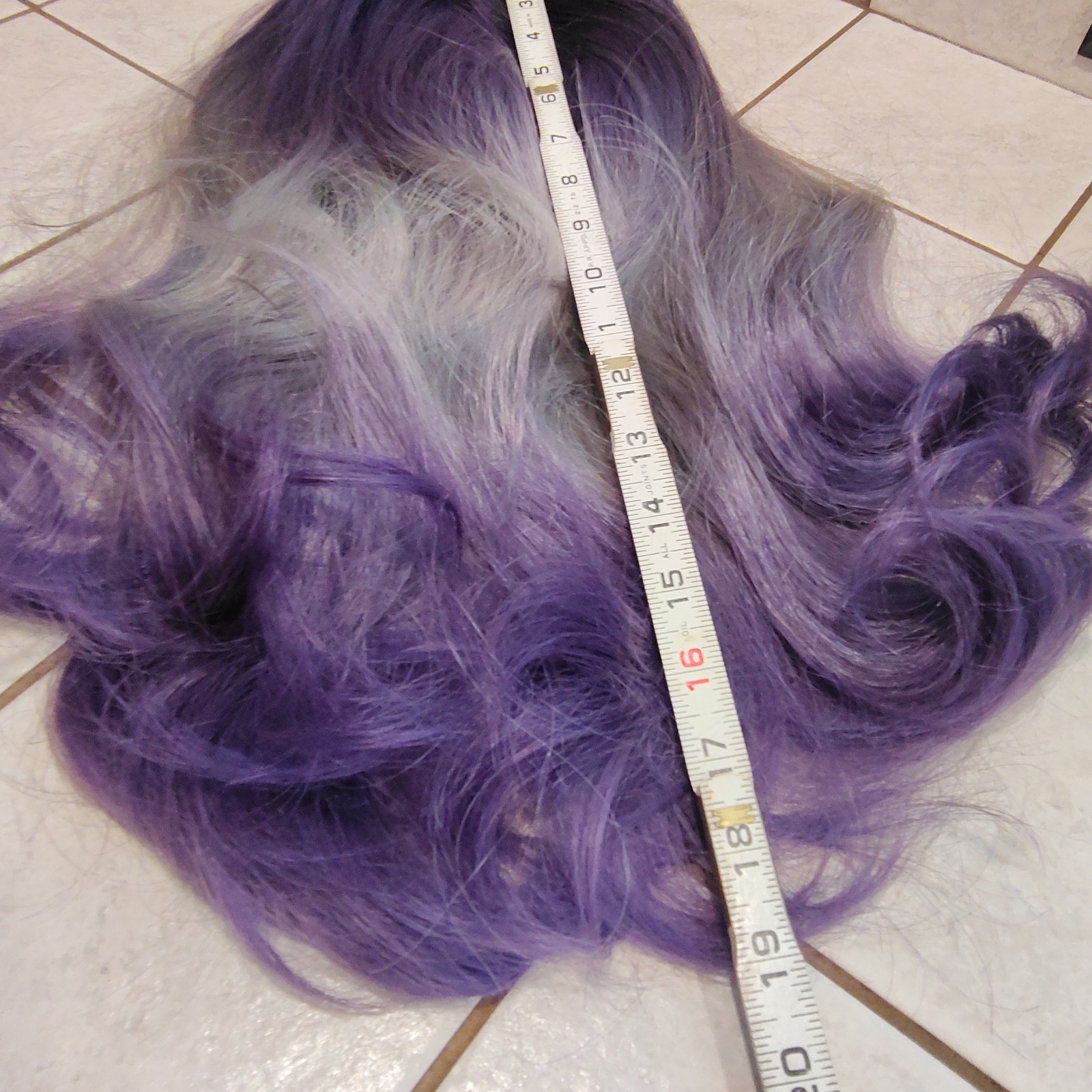 Synthetic Wig K-pop Idol Style ombre black White Purple Wave 18 Inch & Bangs B74