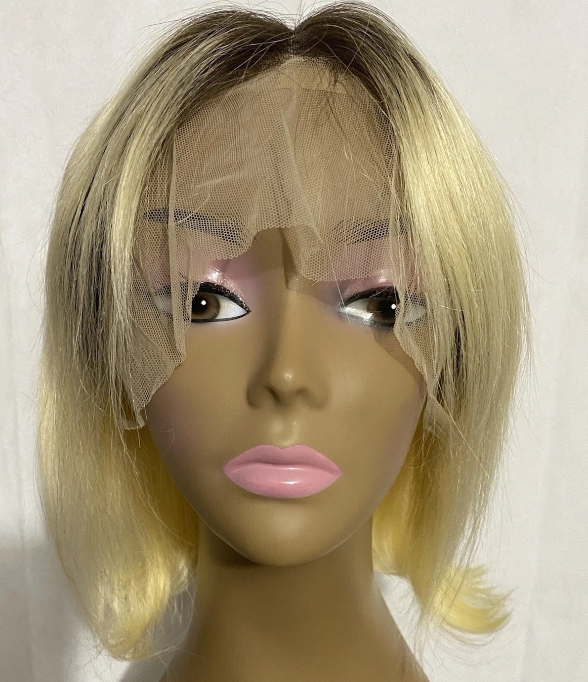 12 Inch Ombre Blonde 13×4 HD Lace Front Wig Human Hair Bob Pre-Plucked Med Large