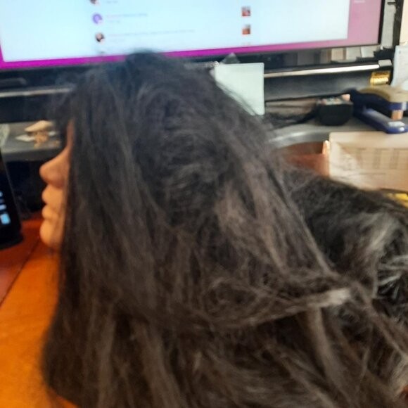 NEW ! Long Hair 28 inch Curly Wig Black
