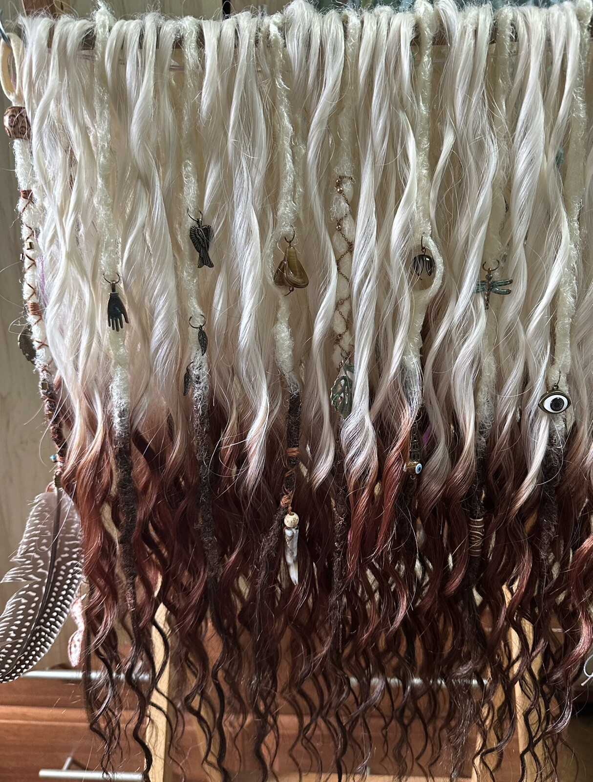 Dreadlocks Boho Curls DE 60 pieces – 120 ends + free elastic band decoration