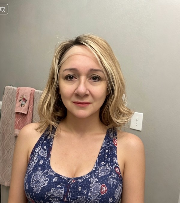 Ombre Light Blonde Highlight Short Wig 13×4 Lace Front Wig 100% Human Hair Wig