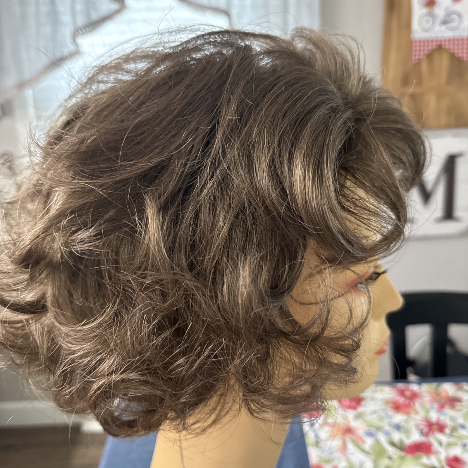 Estetica Naturalle Collect Meryl R10/14 Synthetic Lace Front Medium Brown Wig