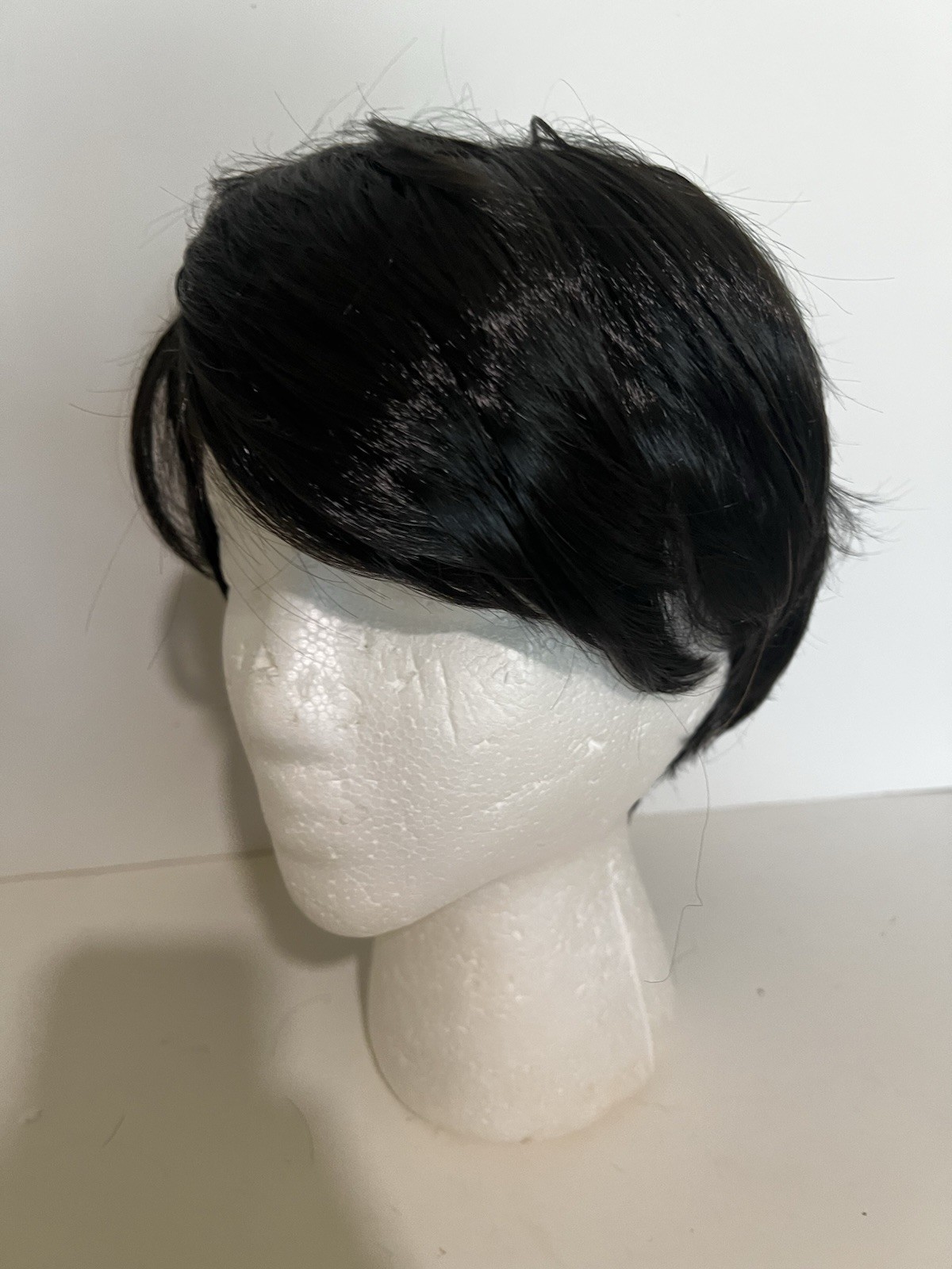 Women’s Short Straight Black Wig Soft Classic Cap Full Synthetic Natural Look
