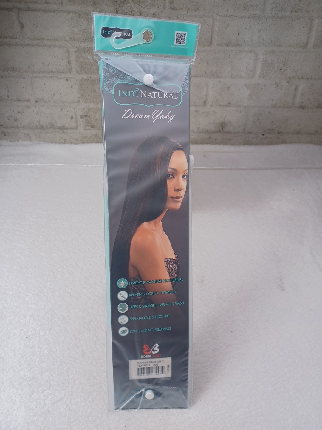 Human Hair Dream Yaky 33-12″ Bobbi Boss Indi Natural Color 33 NEW