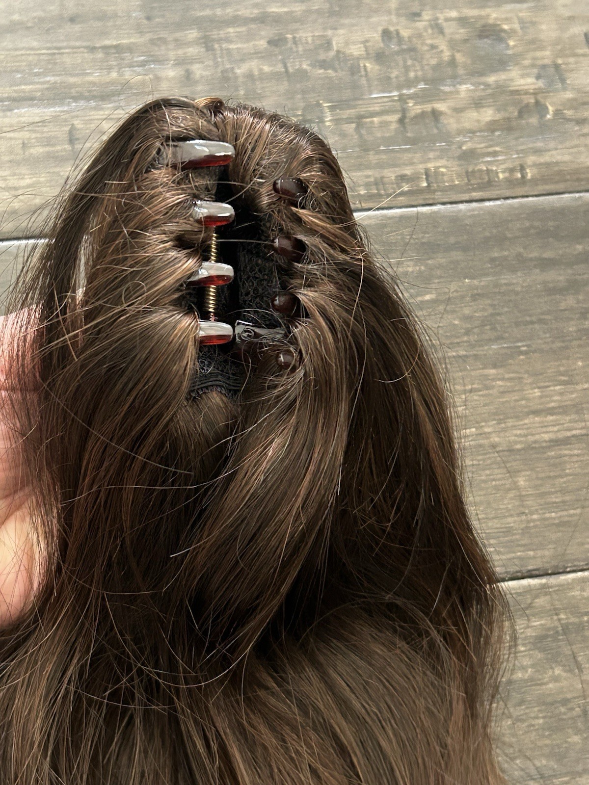 Synthetic Claw Clip Pony Tail 17” Long Medium Brown Brunette