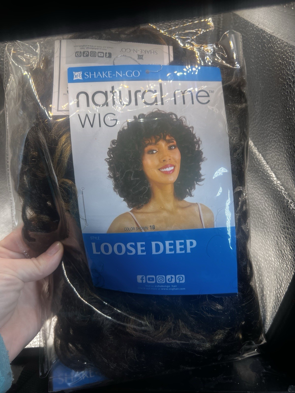 Shake N Go Natural Me Synthetic Hair Full Wig – FLEXI-ROD CURL Color Hi-Brown