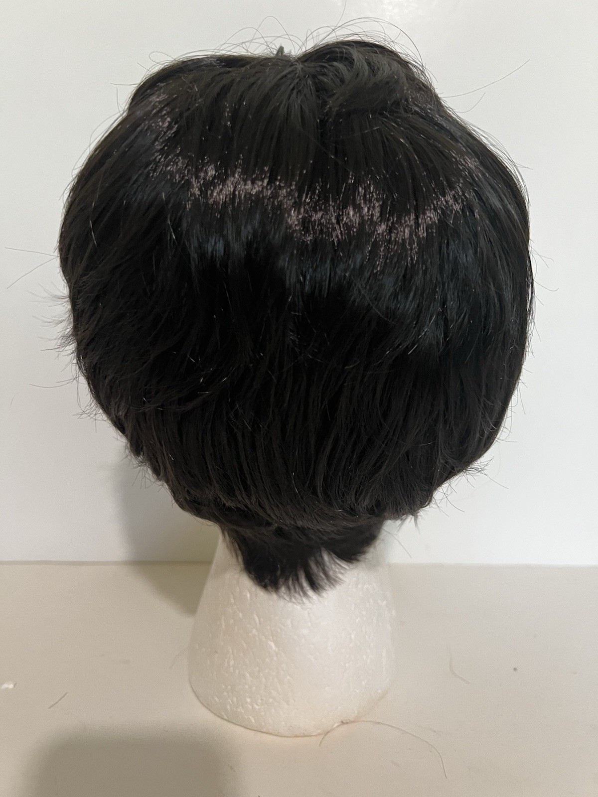 Women’s Short Straight Black Wig Soft Classic Cap Full Synthetic Natural Look