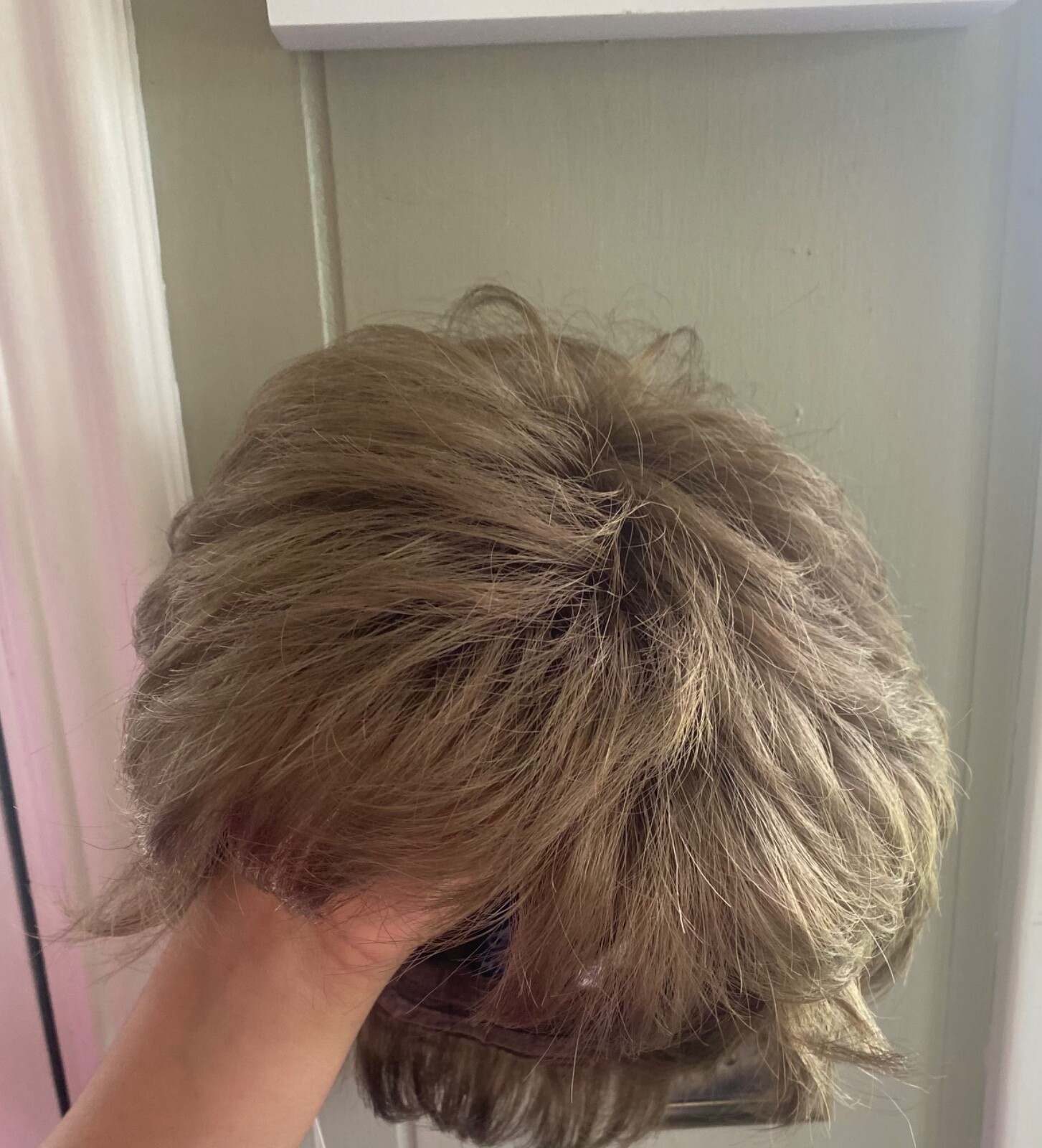 NWT The Wig Company Legacy Color #18 Saucy Brown Size Average Without box