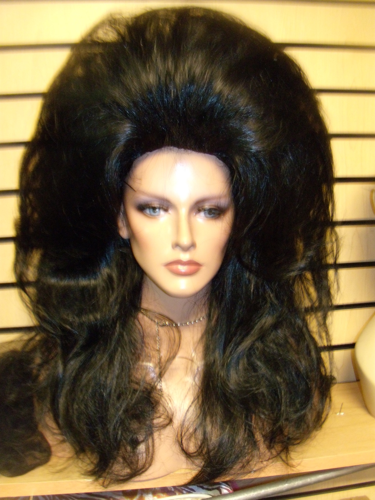 WOW VEGAS GIRL WIGS SMOOTH CLASSIC STYLE LONG THICK VOLUME BODY Black Color On