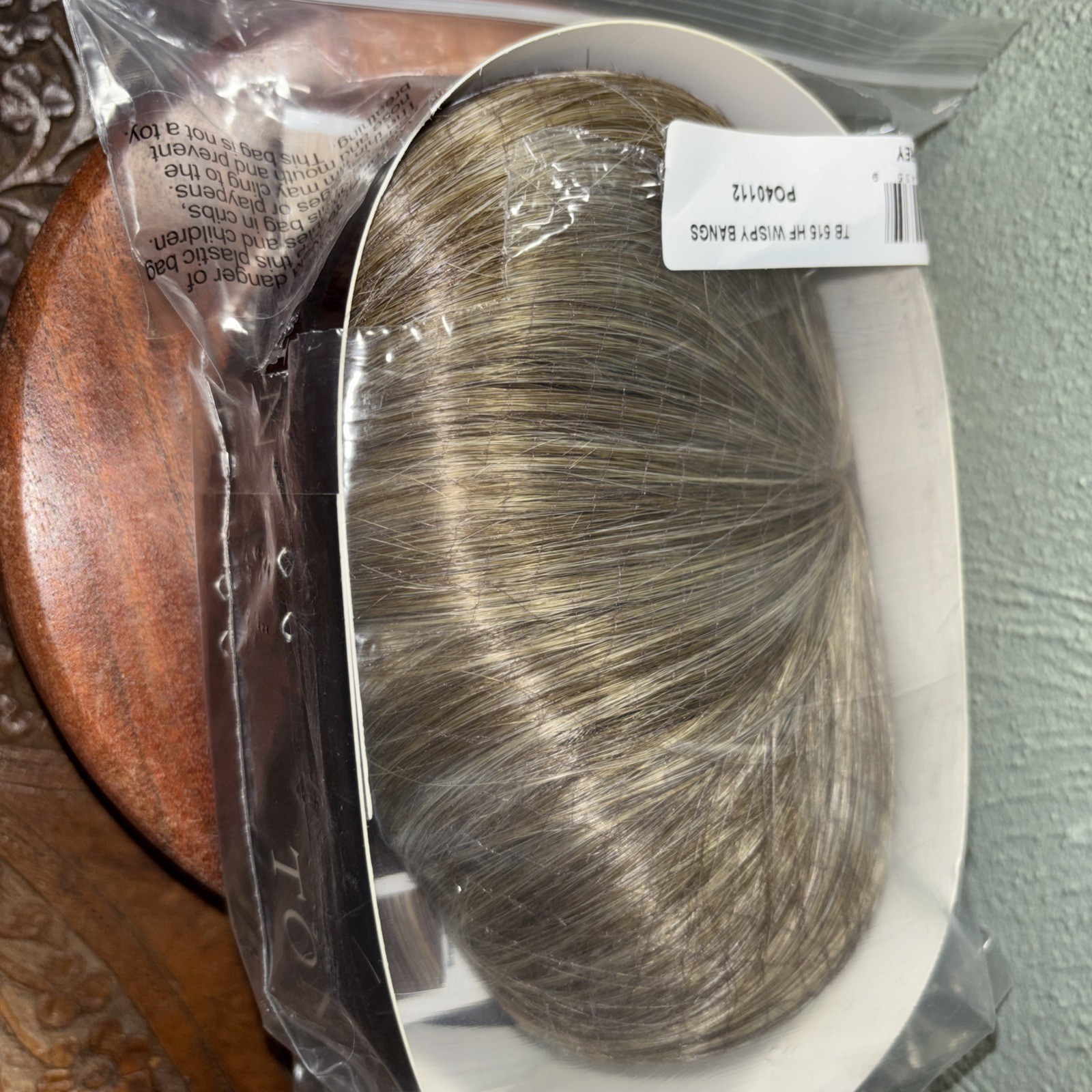 NEW Toni Brattin Fabulous Wig “Brown Gray” Wispy bangs