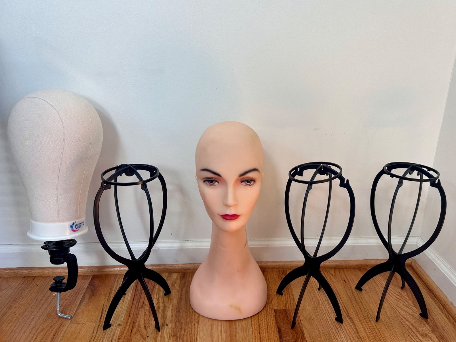 Set of 5 Wig Stands – Wig Stand Bundle – Mannequin, Canvas, Collapsible – Good