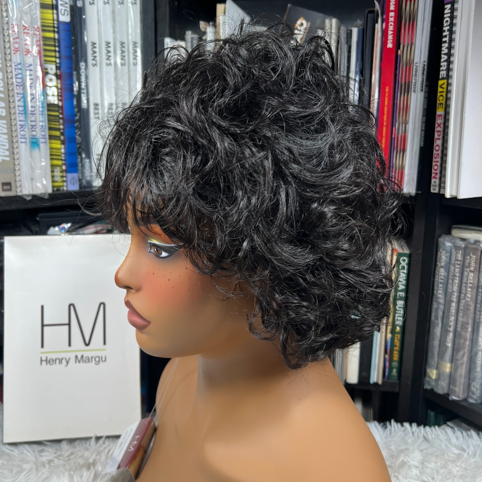 HENRY MARGU WIG KAYLA 2351 / 1BH OFF BLACK W/ MEDIUM DARK BROWN HIGHLIGHTS