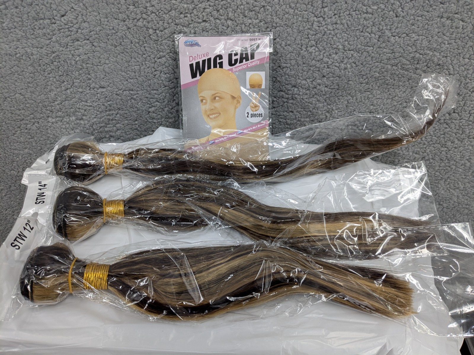 3 pack STW 12, 14, And 16 Inch Weft Extension looks Like Human Hair Brown Fade