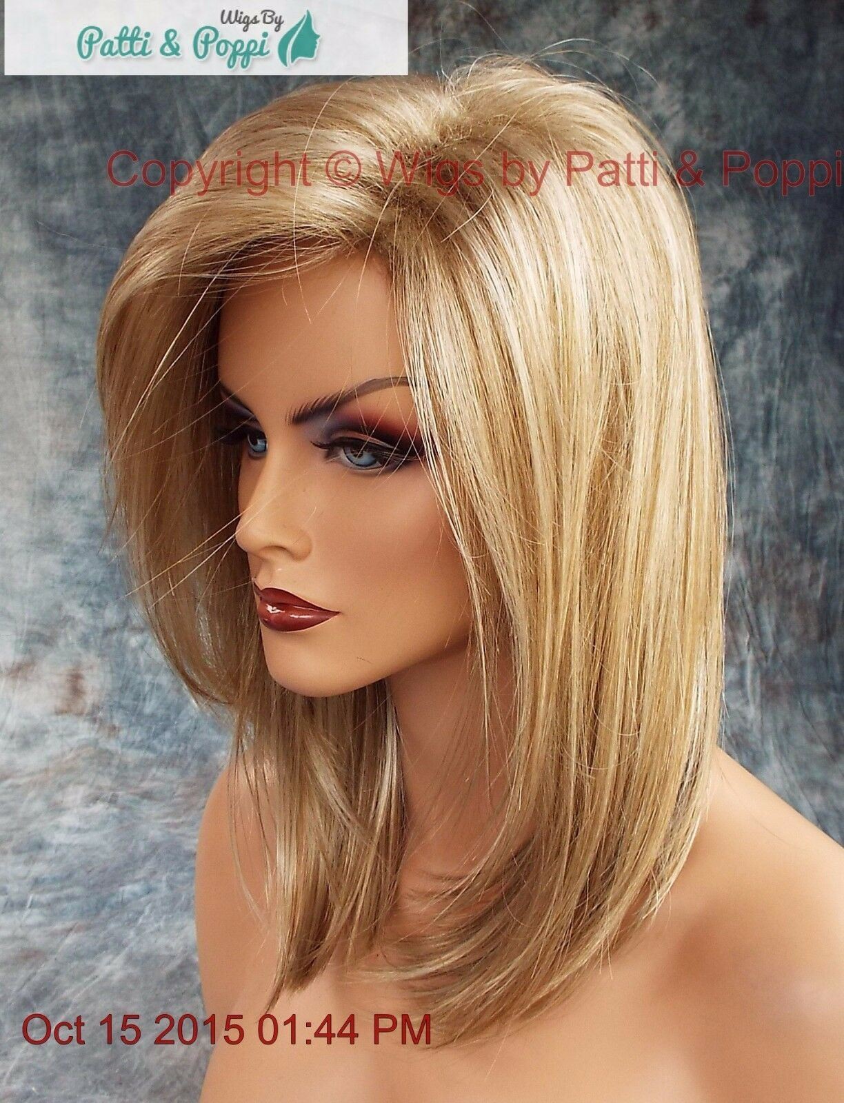 “LAINE” RENE OF PARIS WIG *CREAMY TOFFEE* SLINKY HOT MEDIUM BOB SIDE BANGS 524