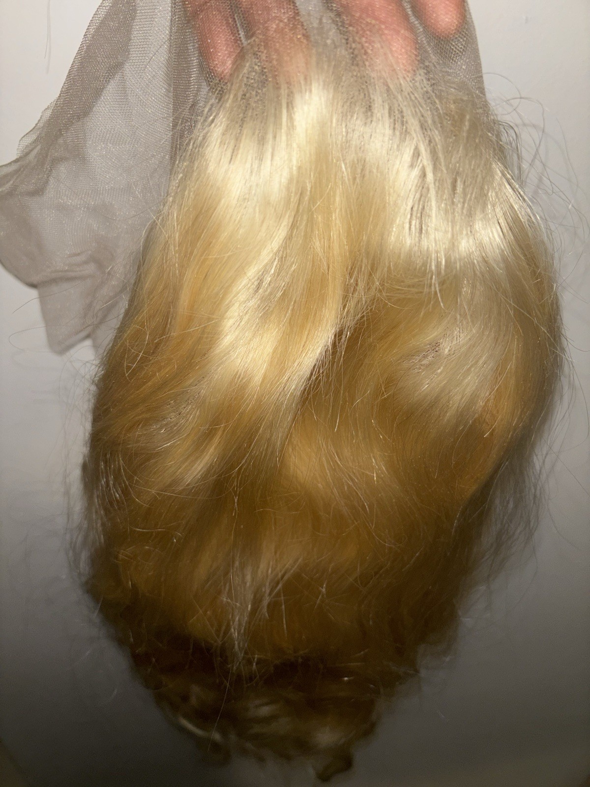 Women’s Lace Front Synthetic Wig Blonde Long Wavy