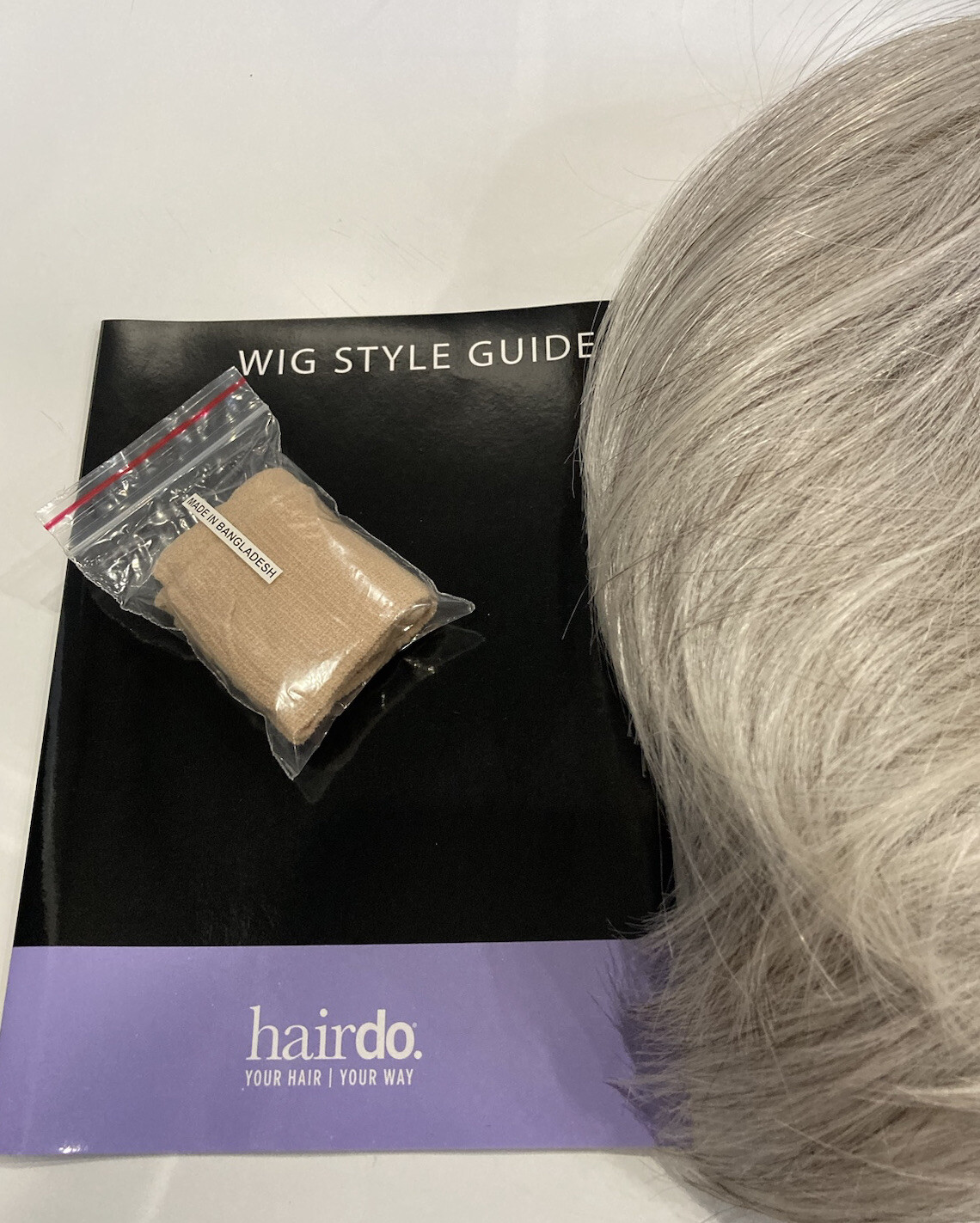 SHATTERED BOB WIG BY HAIRDO R56/60 Silver Light Grey New In Box