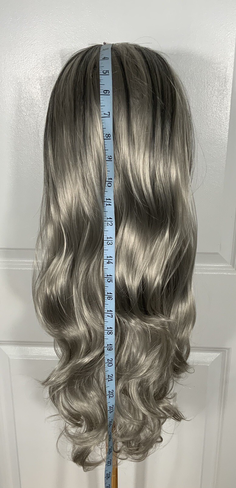 New! Synthetic Wig Silver 28” Long Wavy Net Cap Center Skin Part Sz Avg 10-16