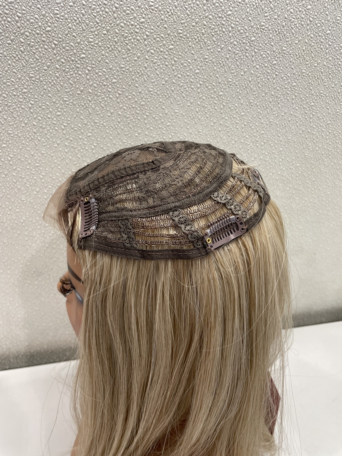 Molefi Cici Ombre Blonde Synthetic Topper Hair With Large Coverage,19in