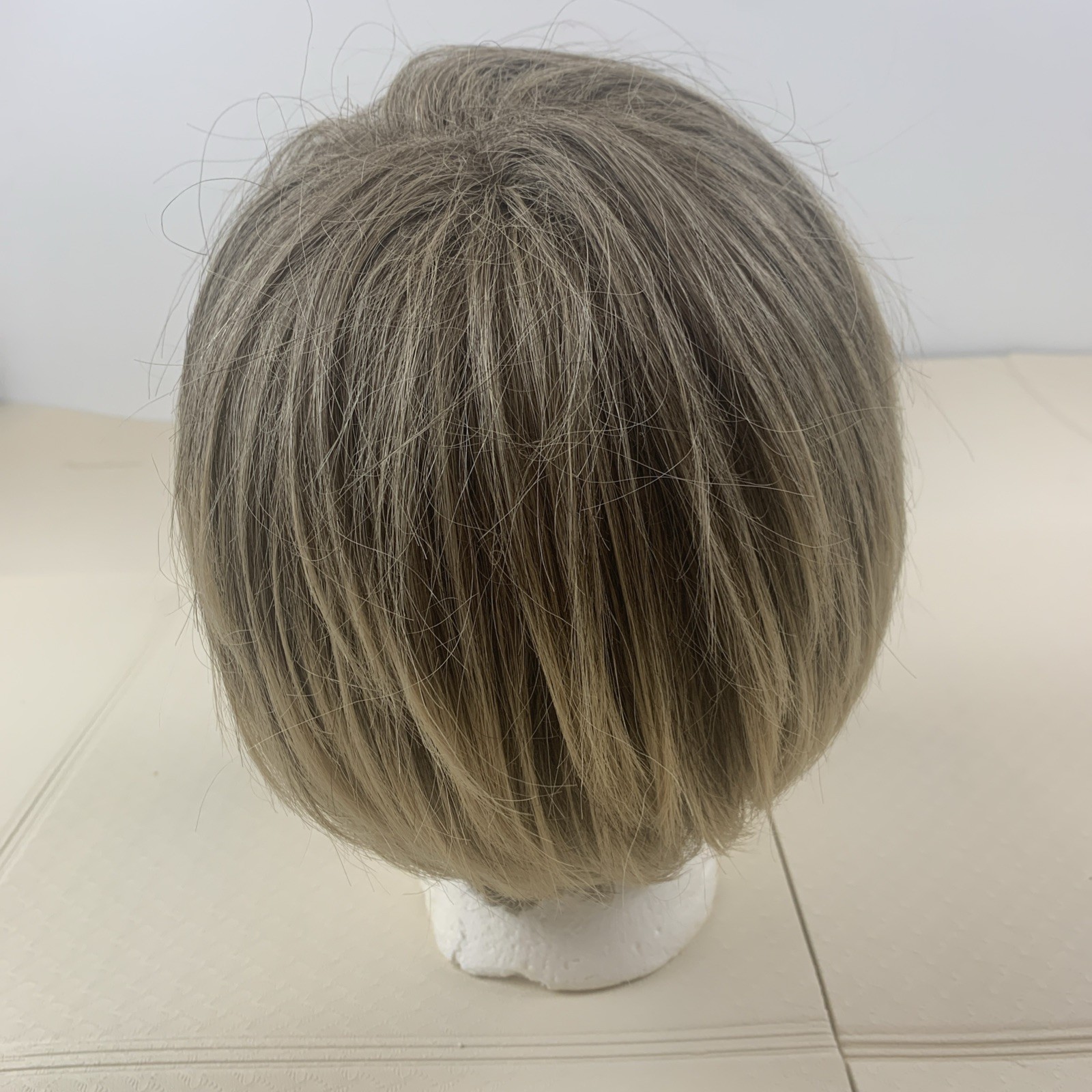 Lot 2 Wigs Rene of Paris Wig Spring Honey 4103 & 5103 Bangs 1 Box French Design
