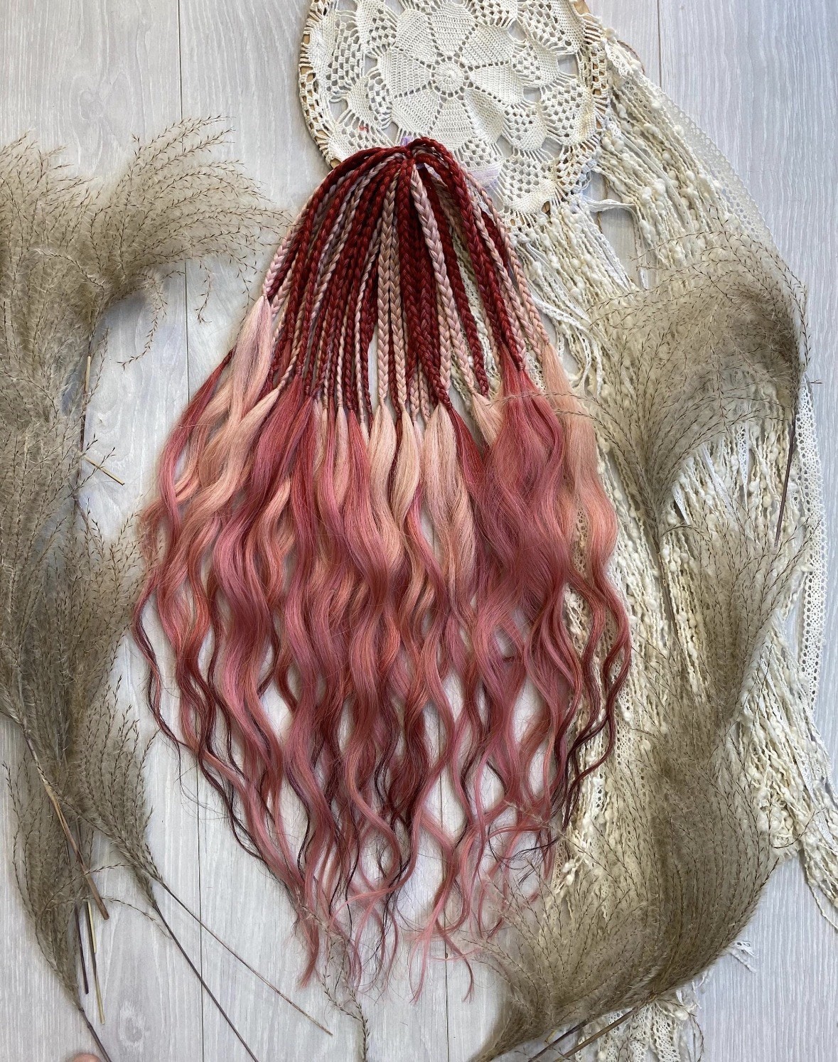 Pink Ombre Knotless Braids: Boho Festival Braiding Hair Set extensions.