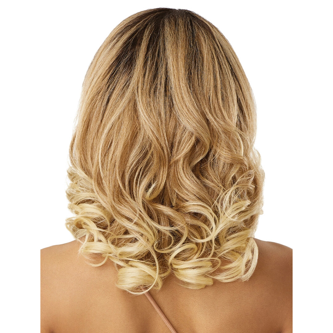 Outre Synthetic Half Wig Quick Weave – Neesha H307