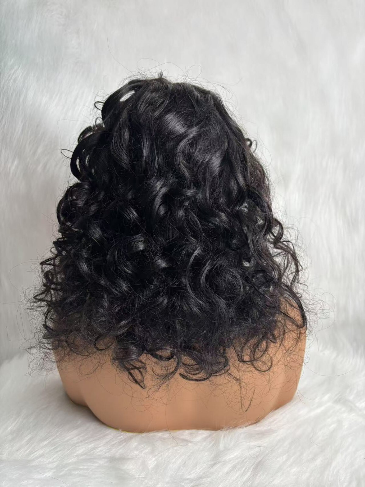 Full Machine Made Bouncy Wve Human Hair wig
