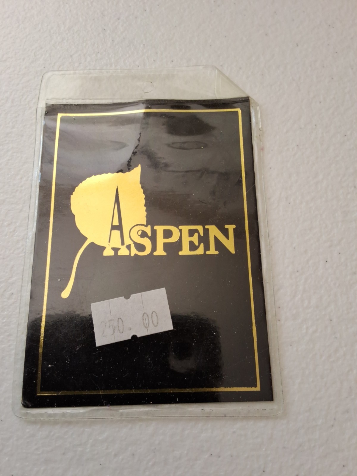 ASPEN Light Brown Golden Blonde Wig Short Bob Modacrylic Adjustable Mesh W Box