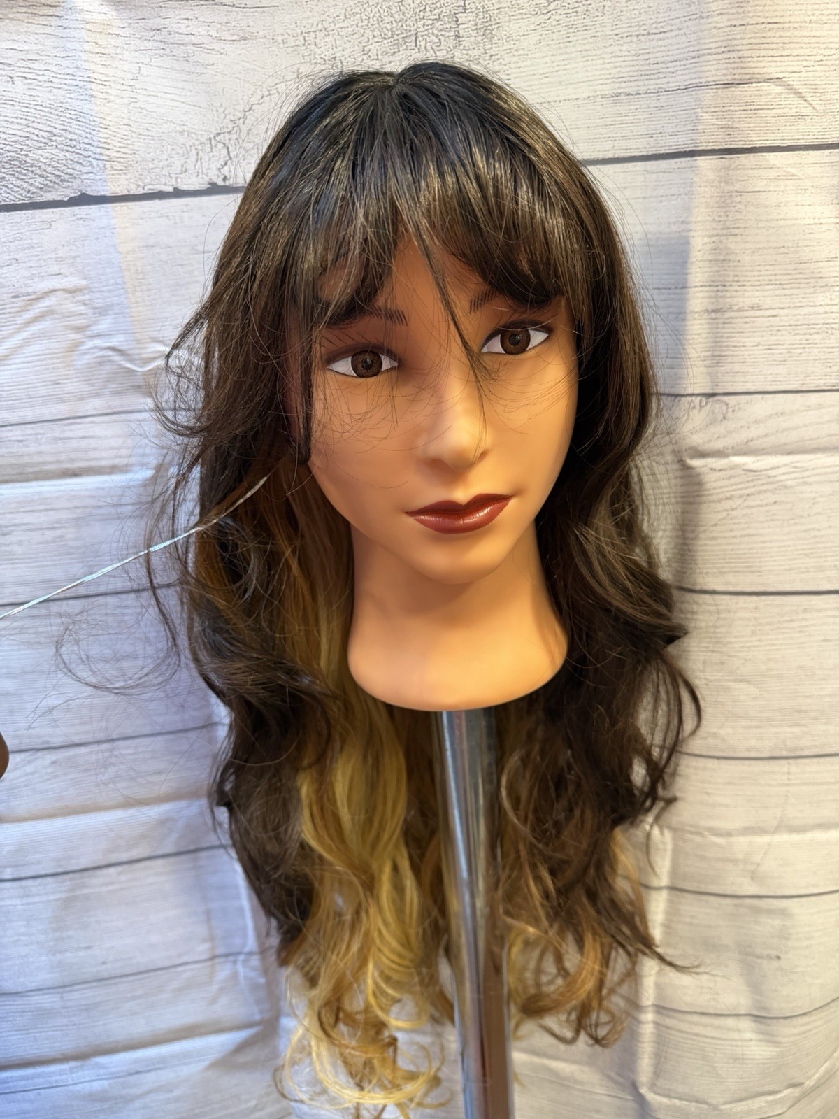 UT2327 Complete Cap Quick Weave Synthetic 26 Inch Wig
