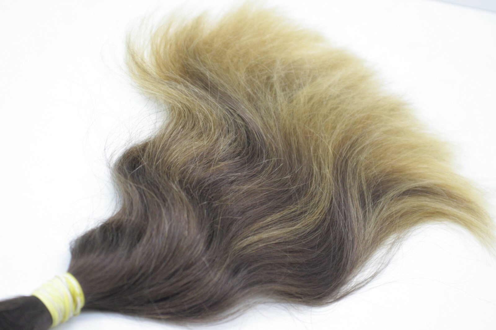 Russian Ukrainian Slavic Hair Extension + bleached ends 42cm/16,5″; 122gr/4,3oz