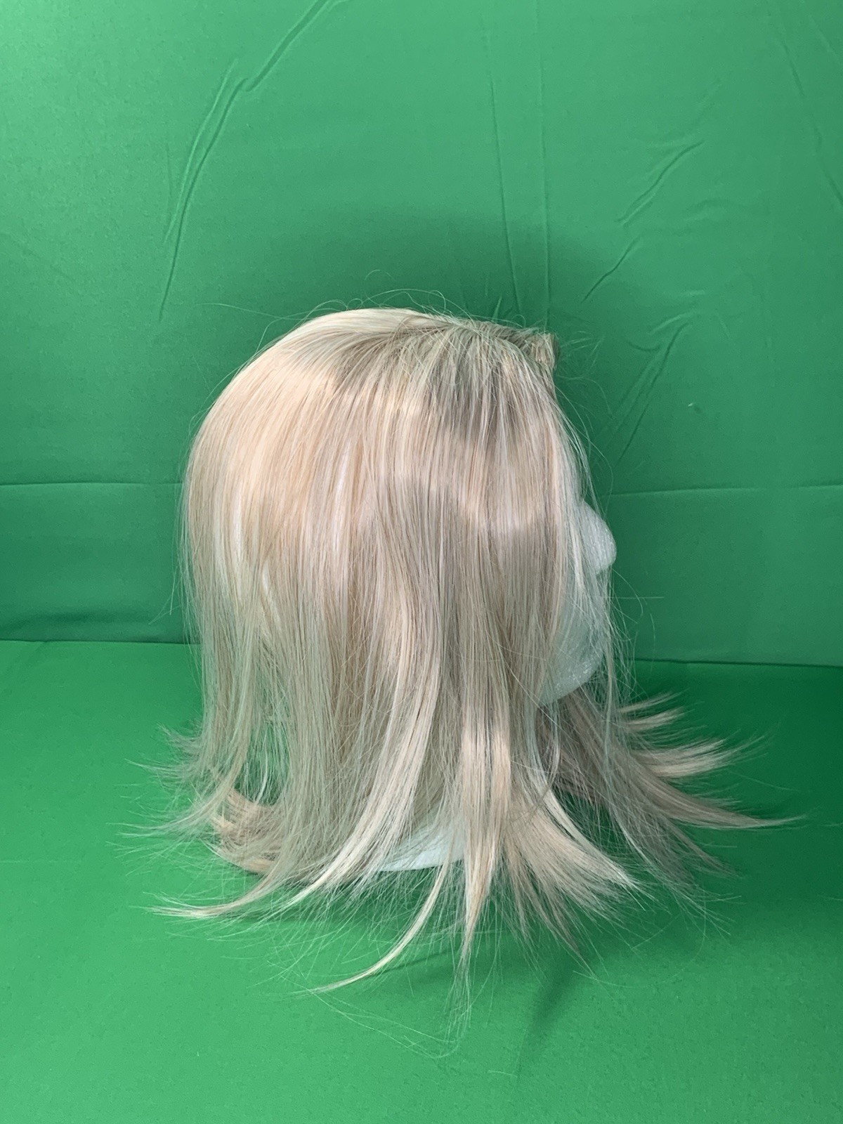 WIG Sexy BLONDE COLOR Straight Soft Silky Daily Wear With Clip Cosplay Hair
