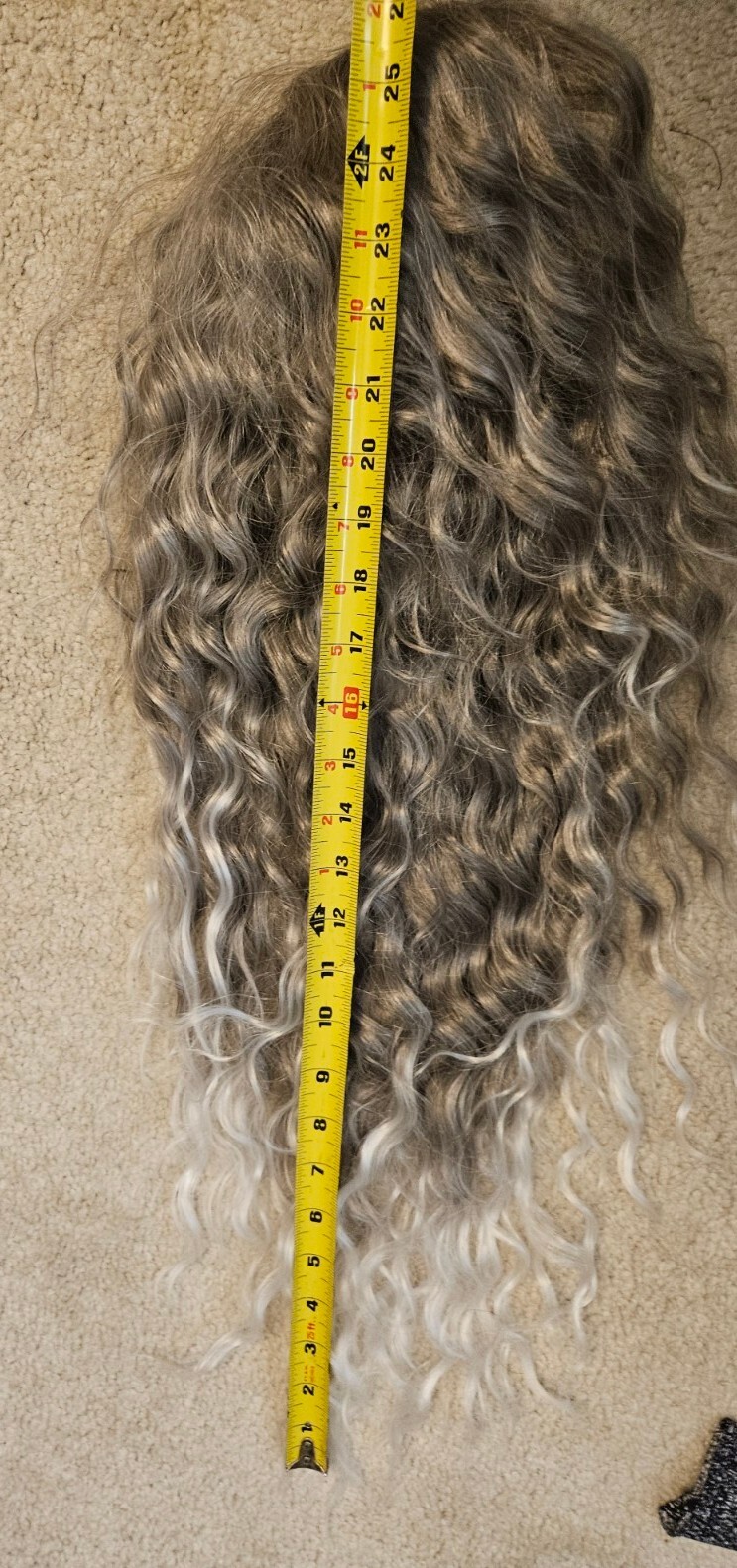 WOMEN’S OMBRE GRAY SILVER SUPER CURLY VOLUMINOUS LONG HAIR WIG