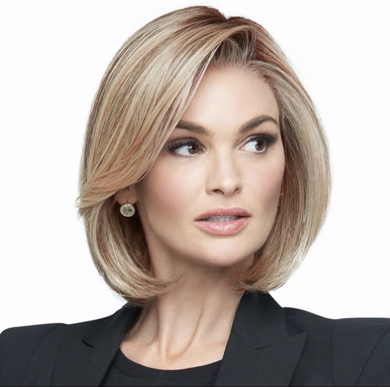 Raquel Welch Portrait Mode Soft Smooth Layered Chin Length Bob Wig RL19/23