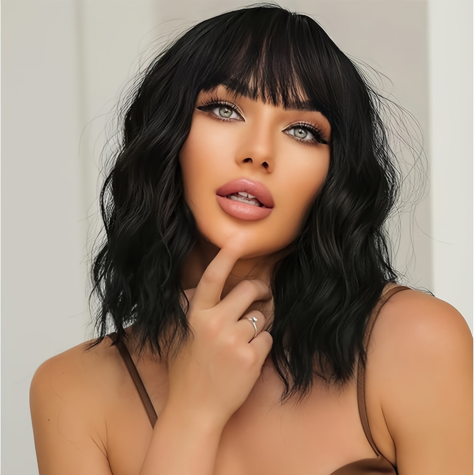 Elegant Unisex-Adult Black Wavy Bob Wig with Bangs Heat Resistant SyntheticFiber