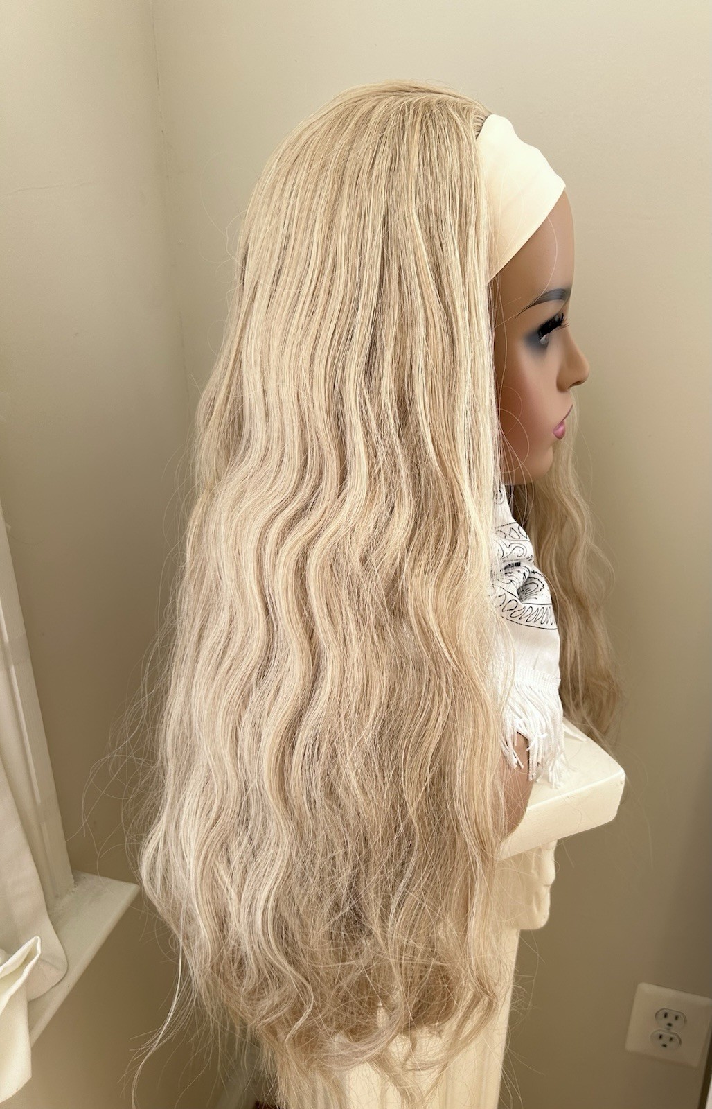 Long Wavy Soft Headband Cap Blonde Synthetic Wig 28” New