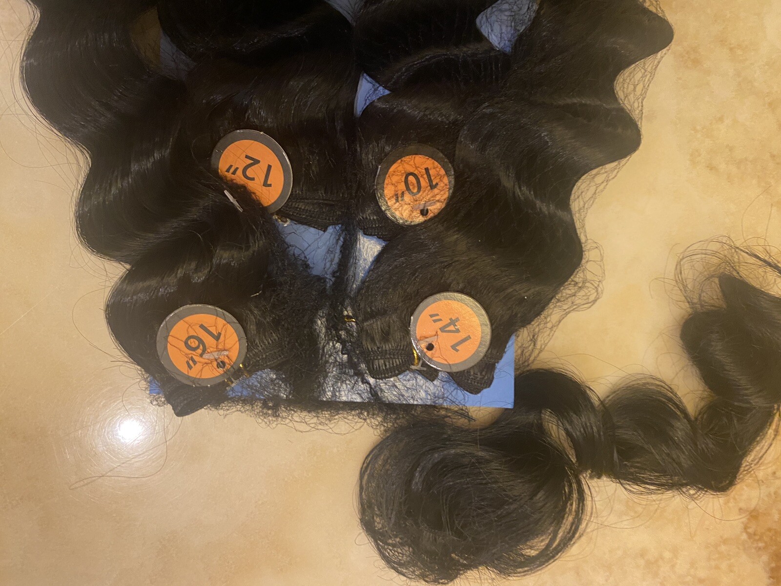 HAIRTREND SYNTETHIC ALL IN ONE DEEP WAVE 10 12 14 16 &”12 CLOSURE LOT 4 COLOR 1B