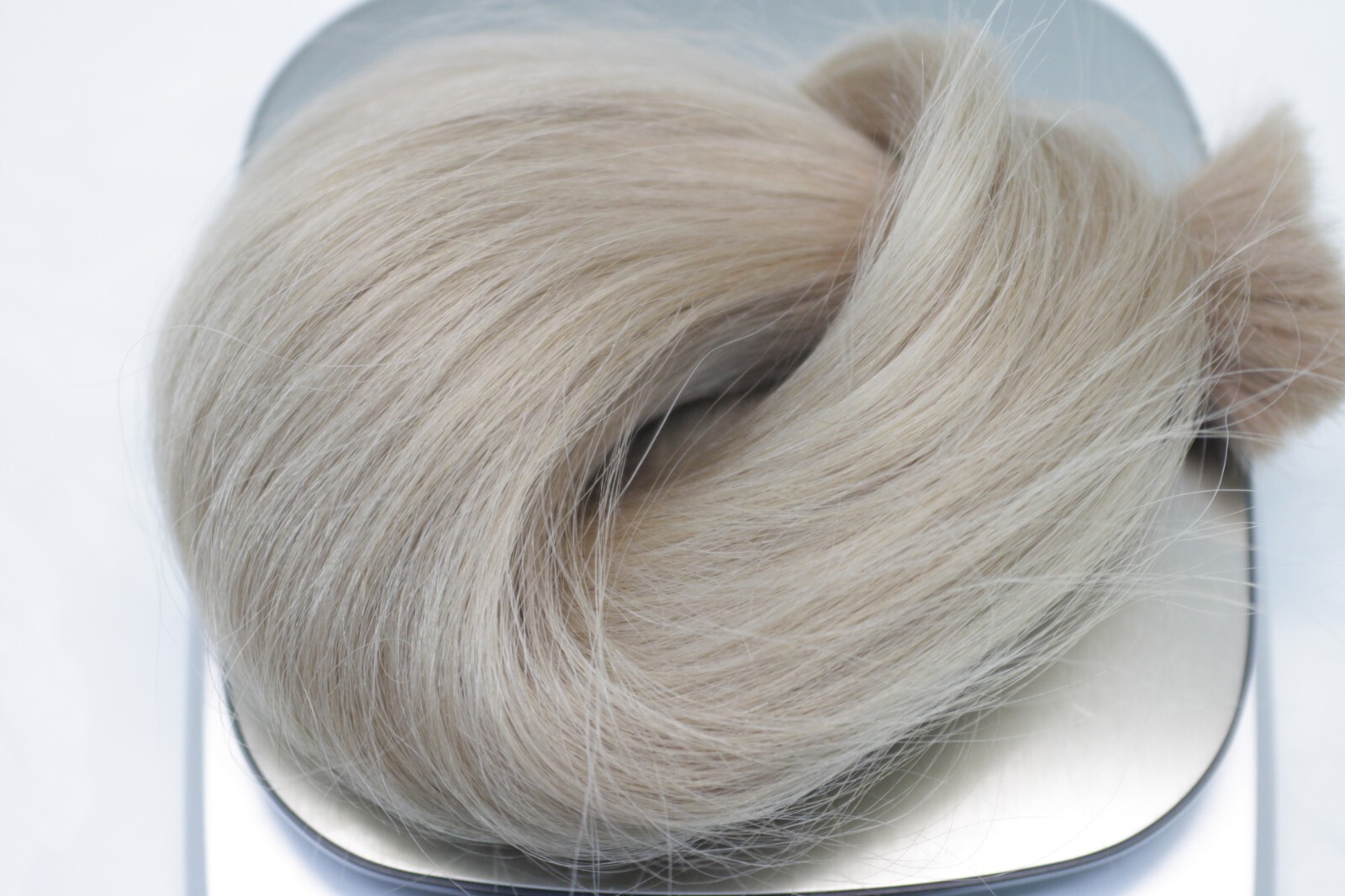 LUX European Ukrainian Natural THIN Hair Slavic Blond 44cm/17,3″ & 56gr/1,98oz