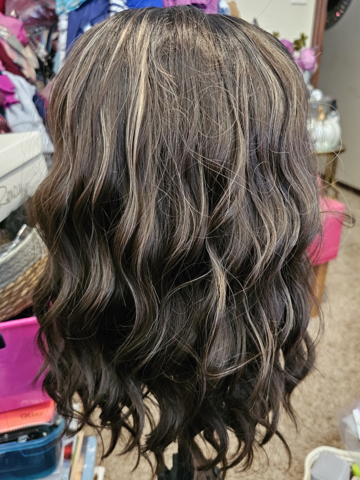 Womens Beautiful Brunette With Money Pieces Water Wave Wig