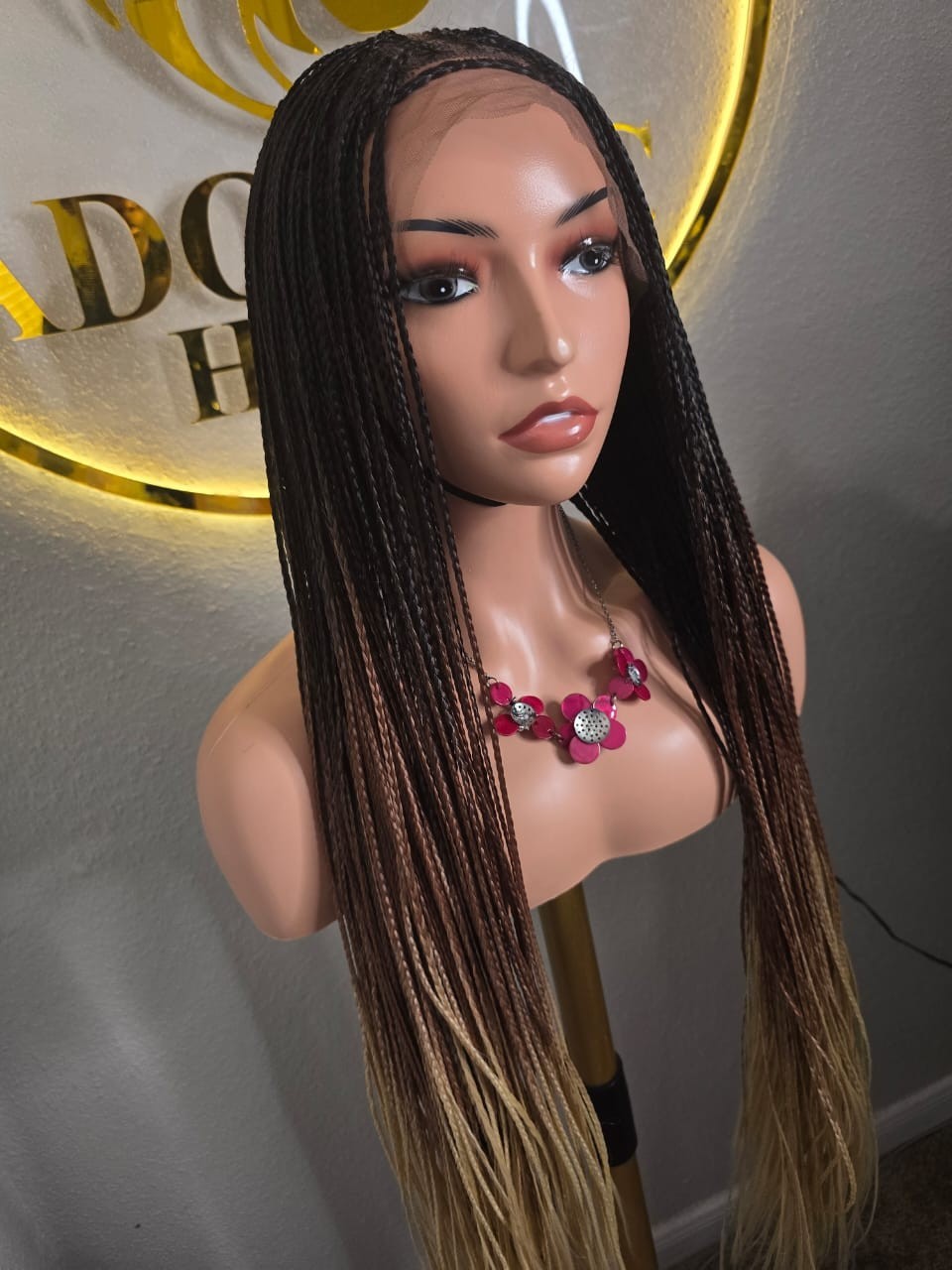 Elegant Brown and Cream Knotless Bone straight Synthetic Braided Wig for classic