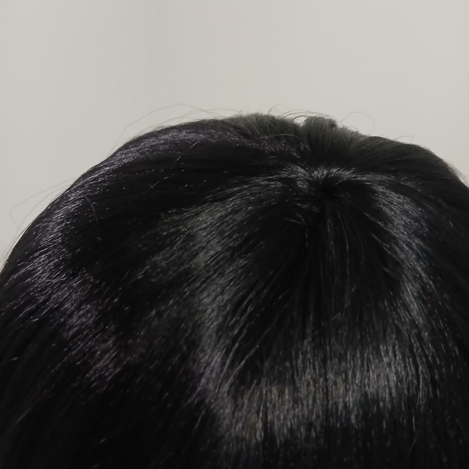 ToyoTress 8 Inch Blunt Cut Bob Wig with Bangs 1B #30 Black Peek-A-Boo Light Yaki