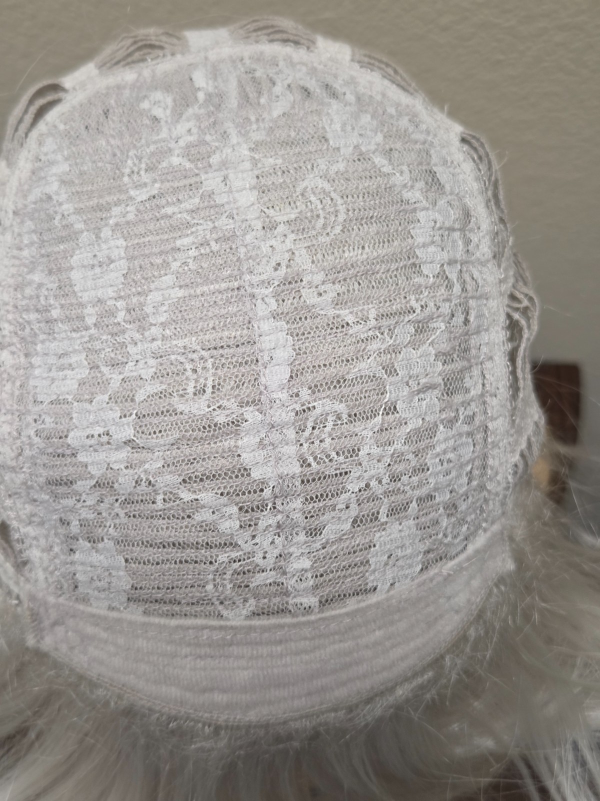 PAULA YOUNG AMIE WIG, WHITE “60” BASIC CAP, *NEVER WORN*